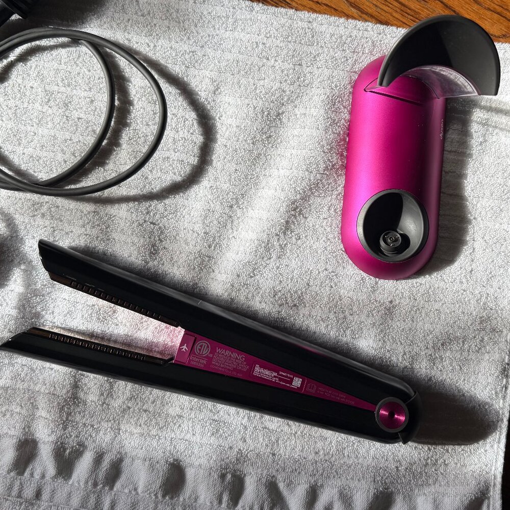 Dyson Corrale hair straightener Black Fuchsia - Like New - Picture 10 of 14
